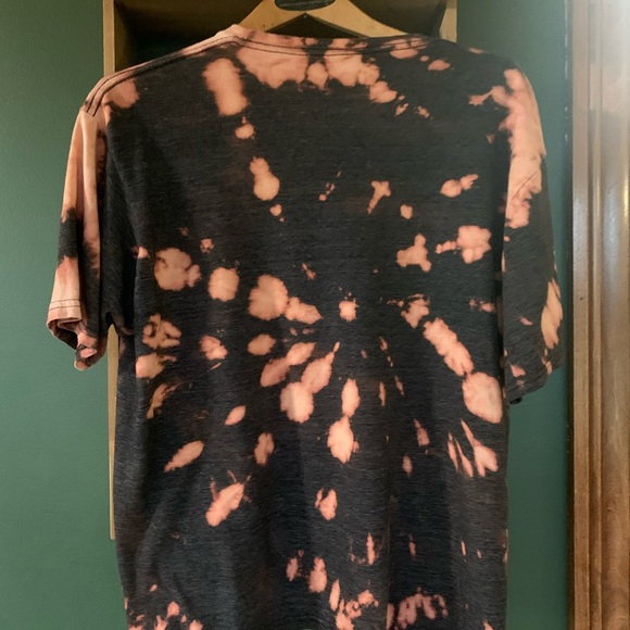 Queen Band Shirt. Bleach Dye. Gray. Large. - Picture 3 of 5